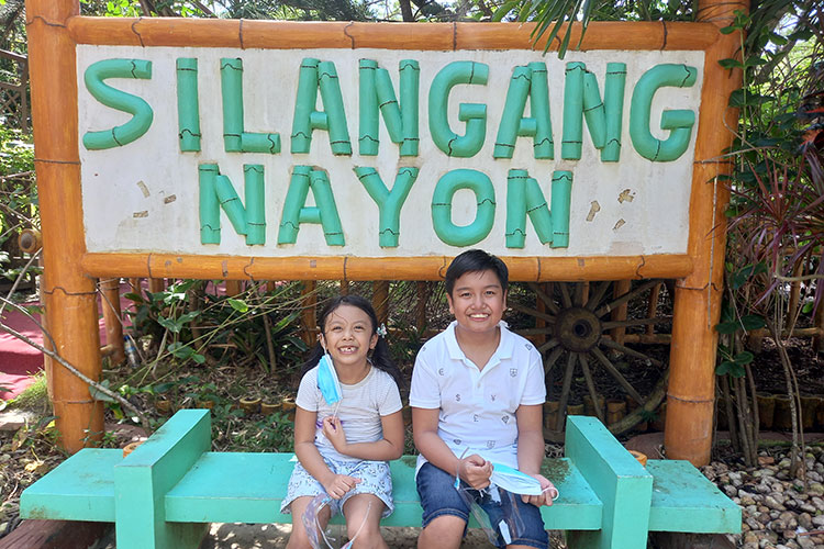 Silangang Nayon Park and Restaurant